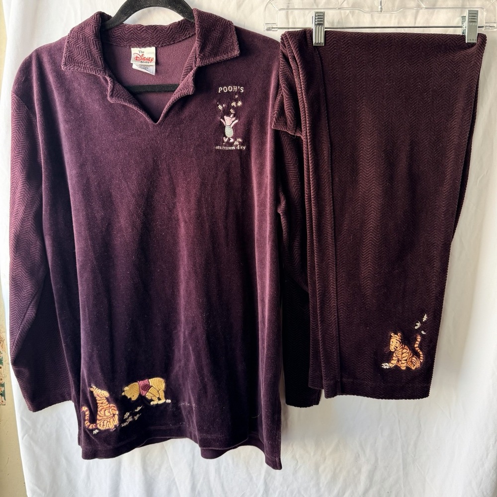 Vtg Women's Disney Store Velour Outfit Pooh Outfit Set Embroidered Tigger Piglet